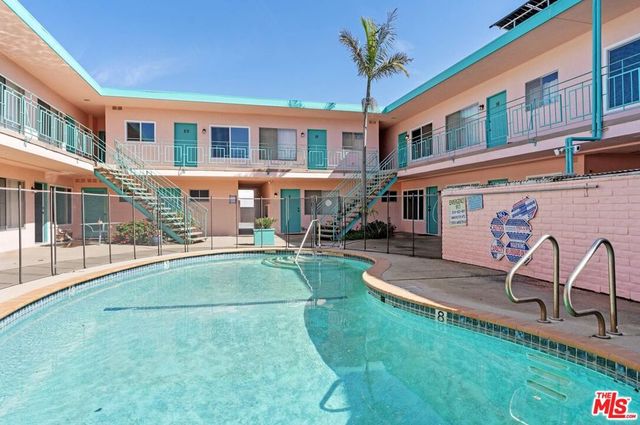 7825 W Manchester Avenue 10, Playa Del Rey, CA 90293