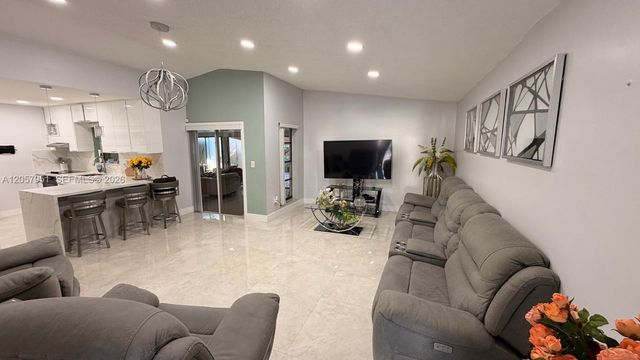15363 SW 77th Ln 15363, Miami, FL 33193