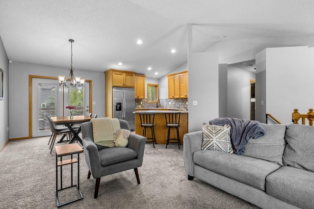 6800 Aldrich Avenue N, Brooklyn Center, MN 55430