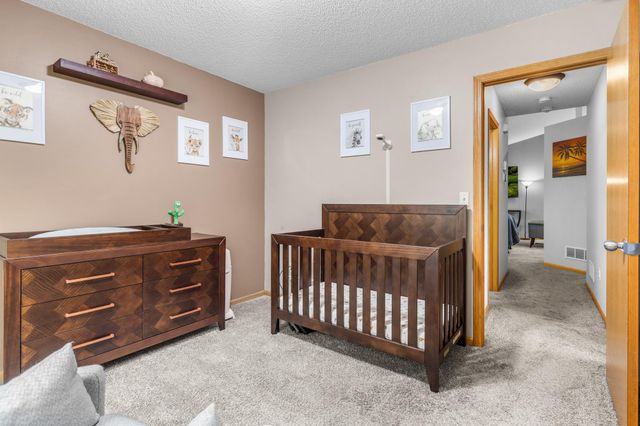 6800 Aldrich Avenue N, Brooklyn Center, MN 55430