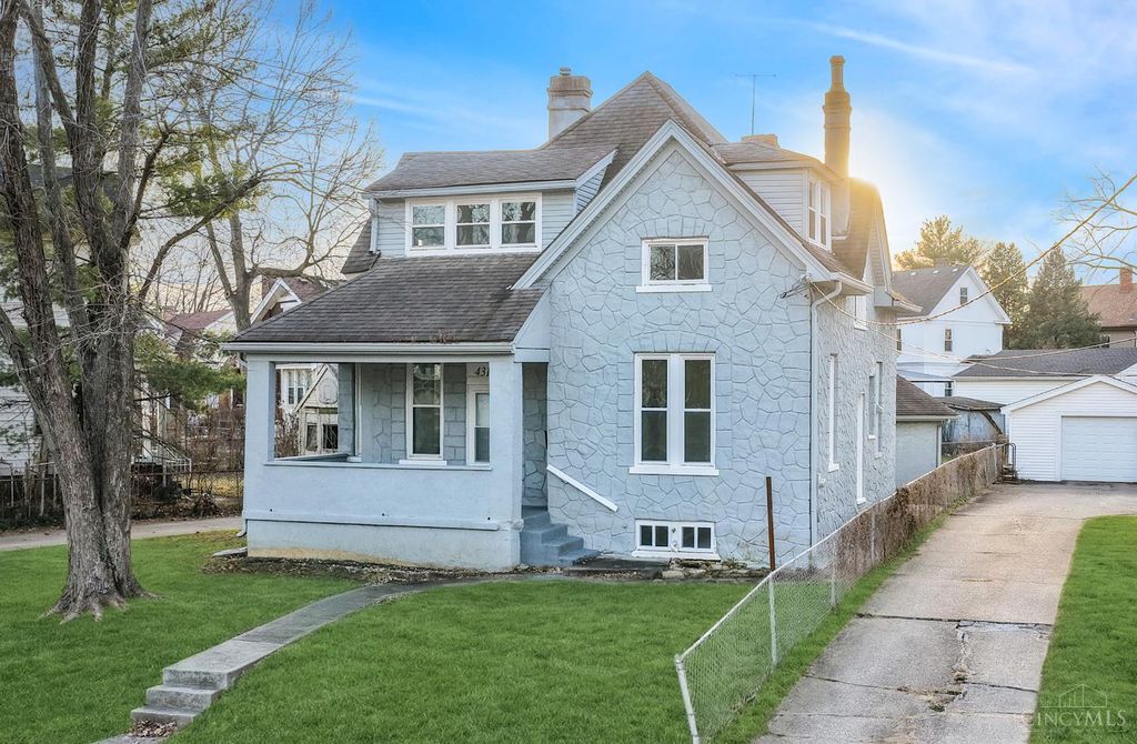 4317 Smith Road, Norwood, OH 45212