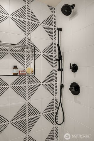 7341 B 21st Avenue NE, Seattle, WA 98115