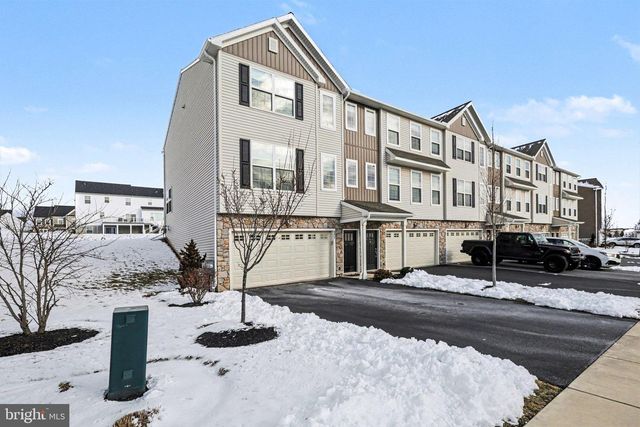 557 BROOK SHIRE CT, Mechanicsburg, PA 17055