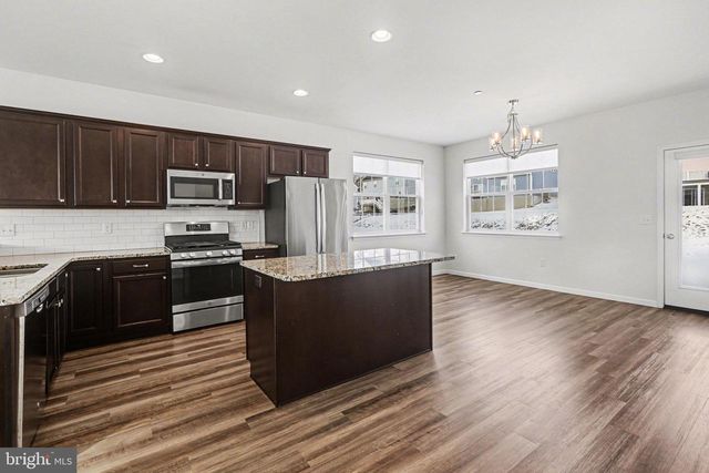 557 BROOK SHIRE CT, Mechanicsburg, PA 17055