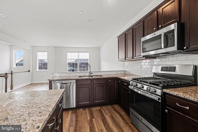 557 BROOK SHIRE CT, Mechanicsburg, PA 17055