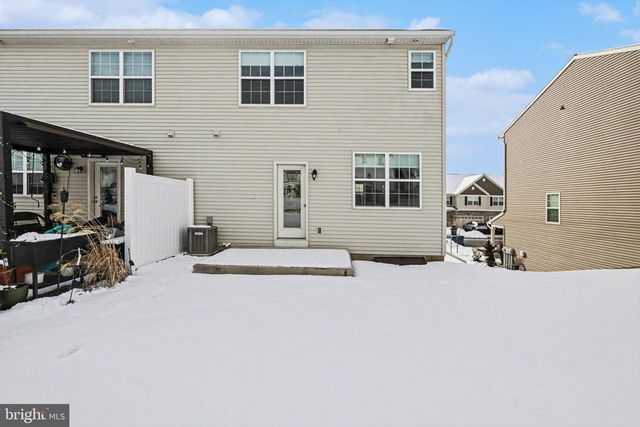 557 BROOK SHIRE CT, Mechanicsburg, PA 17055