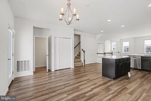 557 BROOK SHIRE CT, Mechanicsburg, PA 17055