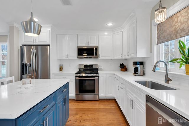 3 HARRISON Avenue, Aberdeen, NJ 07747