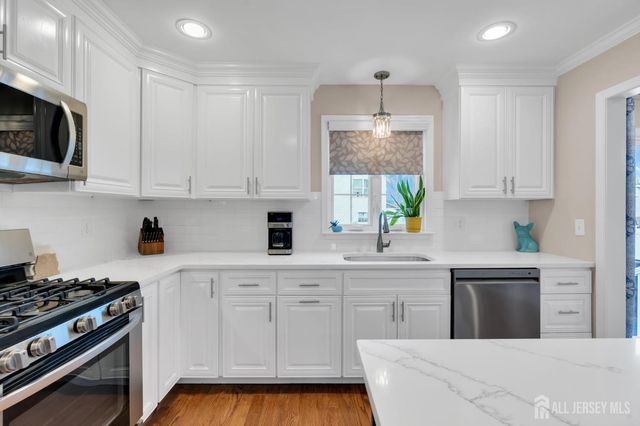 3 HARRISON Avenue, Aberdeen, NJ 07747