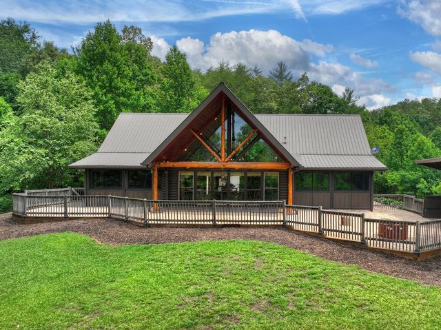 328 Arapaho Walk, Mineral Bluff, GA 30559