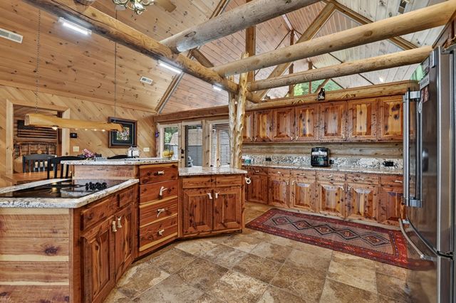 328 Arapaho Walk, Mineral Bluff, GA 30559