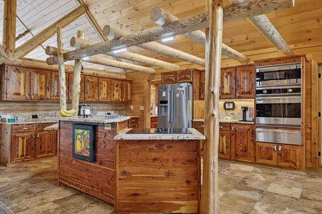328 Arapaho Walk, Mineral Bluff, GA 30559
