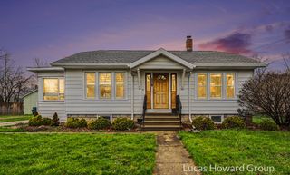 116 N Douglas Avenue, Three Rivers, MI 49093