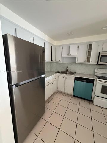 16950 W Dixie Hwy A526 Hwy A 526, North Miami Beach, FL 33160