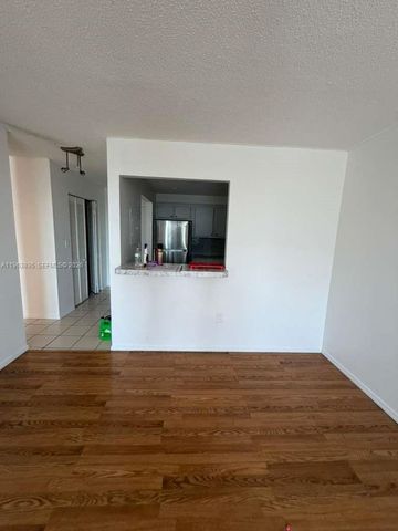 16950 W Dixie Hwy A526 Hwy A 526, North Miami Beach, FL 33160