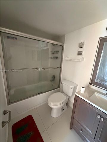 16950 W Dixie Hwy A526 Hwy A 526, North Miami Beach, FL 33160