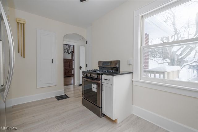 545 Pittsburg Avenue NW, North Canton, OH 44720