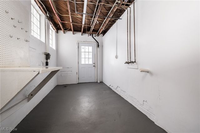 545 Pittsburg Avenue NW, North Canton, OH 44720