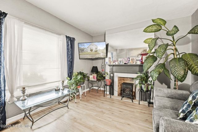 1652 Nebraska Avenue, Toledo, OH 43607