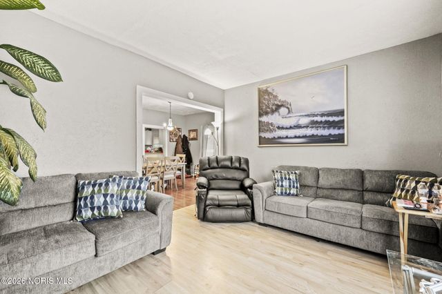 1652 Nebraska Avenue, Toledo, OH 43607