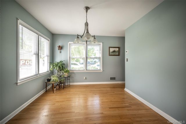 4 Grove Street, Dobbs Ferry, NY 10522