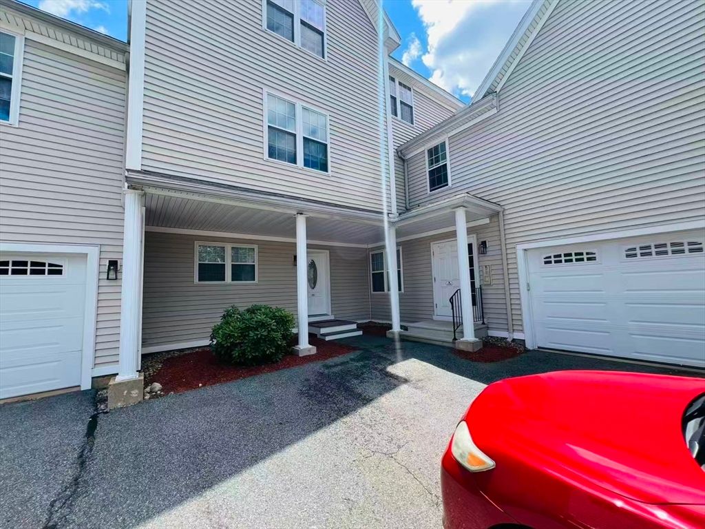 18 Dale St 8B, Andover, MA 01810