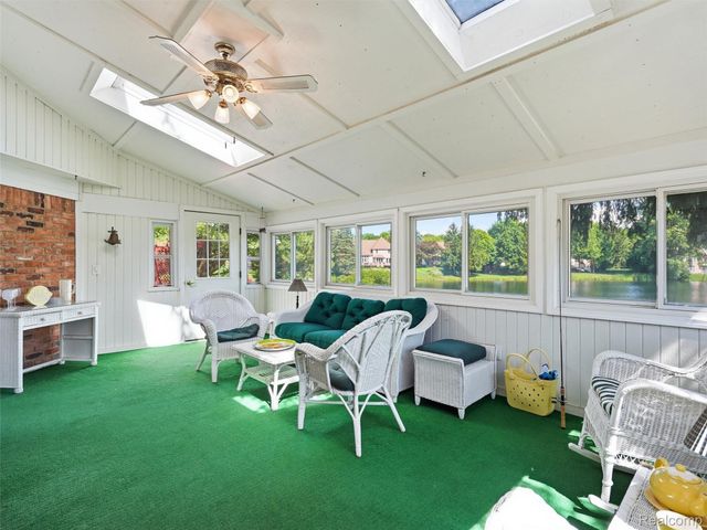 2463 Kimberly Fair Street, Rochester Hills, MI 48309