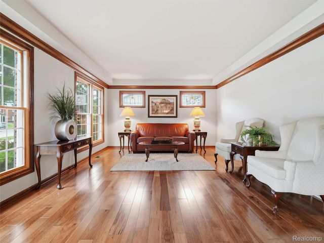 2463 Kimberly Fair Street, Rochester Hills, MI 48309