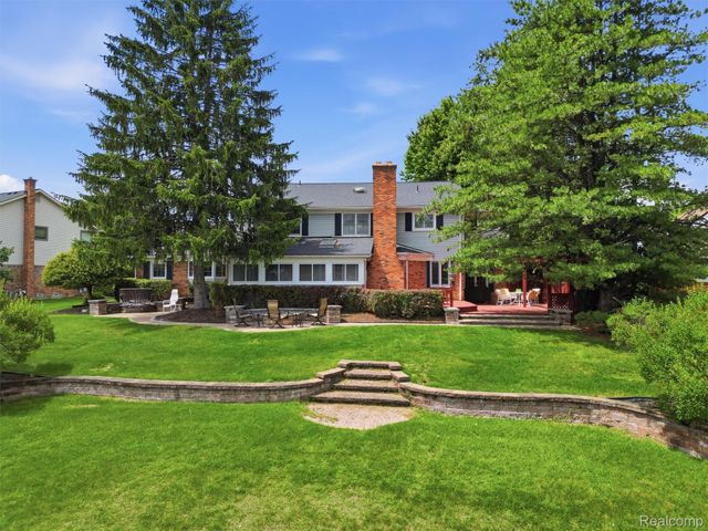 2463 Kimberly Fair Street, Rochester Hills, MI 48309