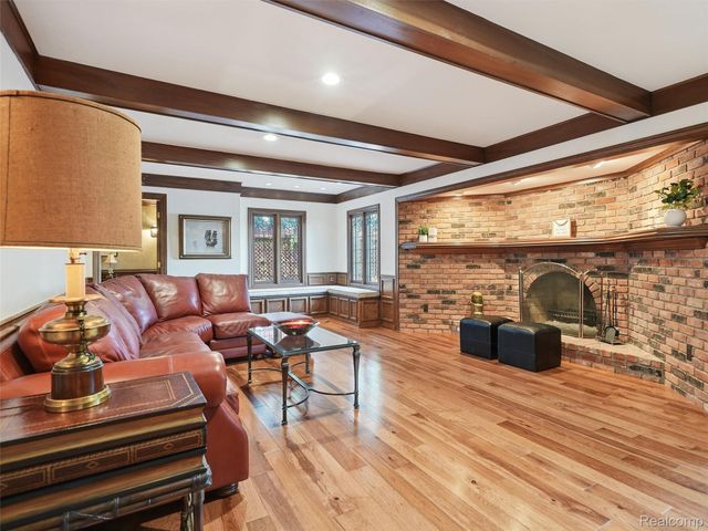 2463 Kimberly Fair Street, Rochester Hills, MI 48309