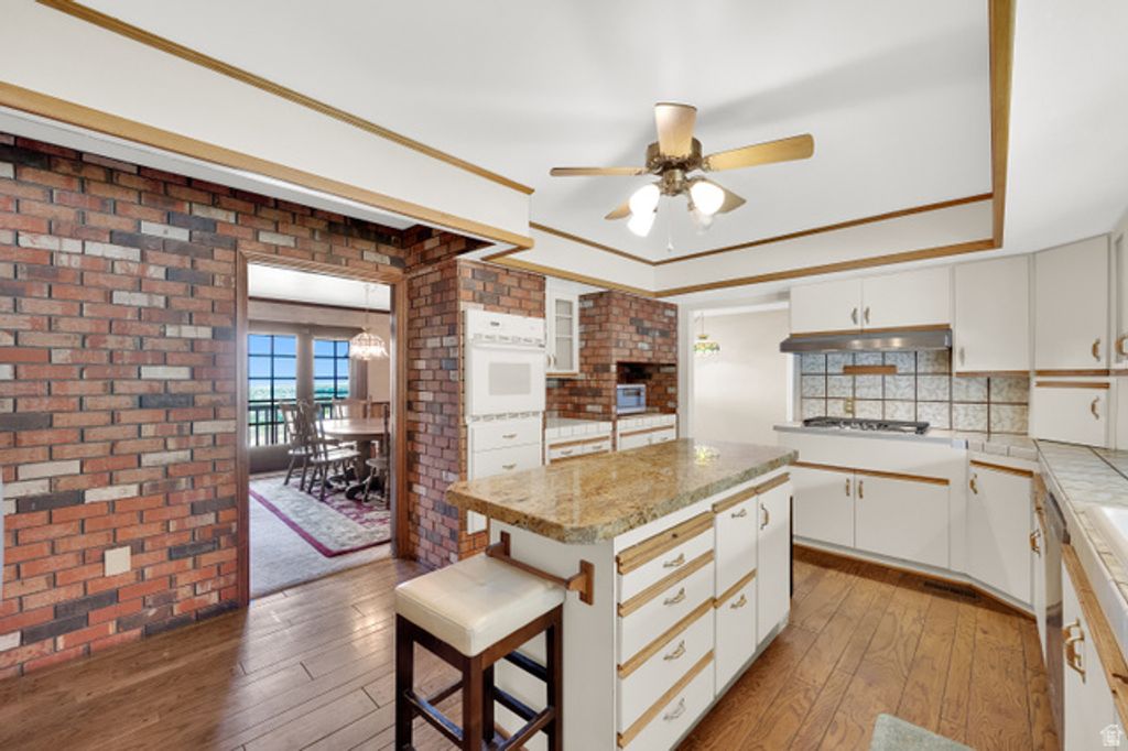 Image 12 of property listing at 3675 N LITTLE ROCK LN, Provo, UT 84604