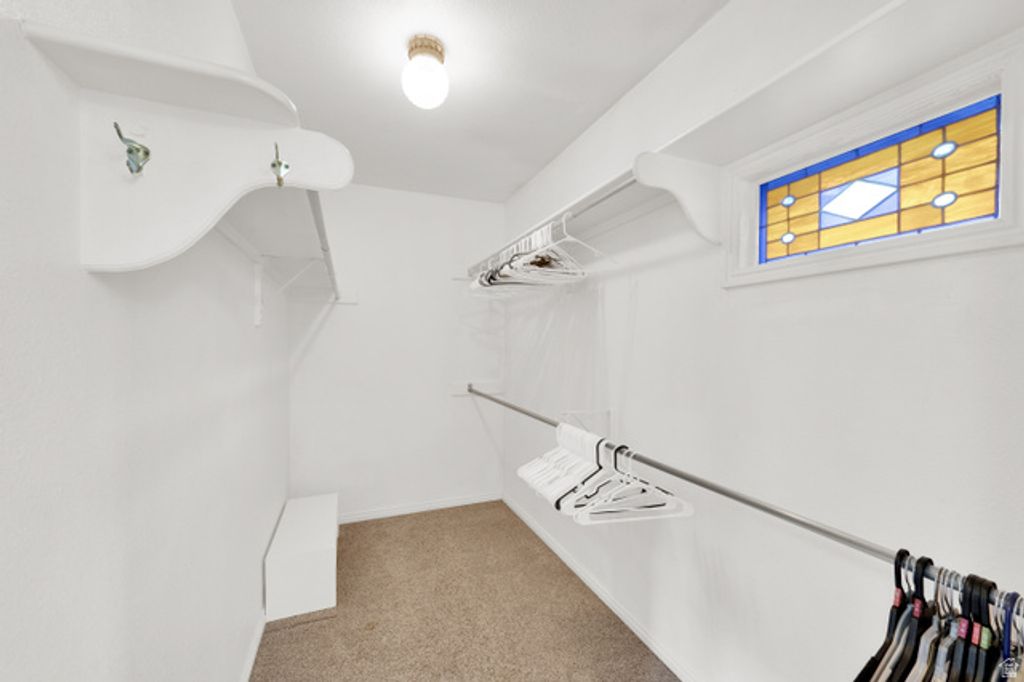 Image 20 of property listing at 3675 N LITTLE ROCK LN, Provo, UT 84604