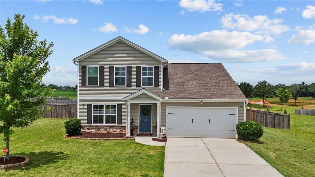 9035 Germaine Court, Boiling Springs, SC 29316