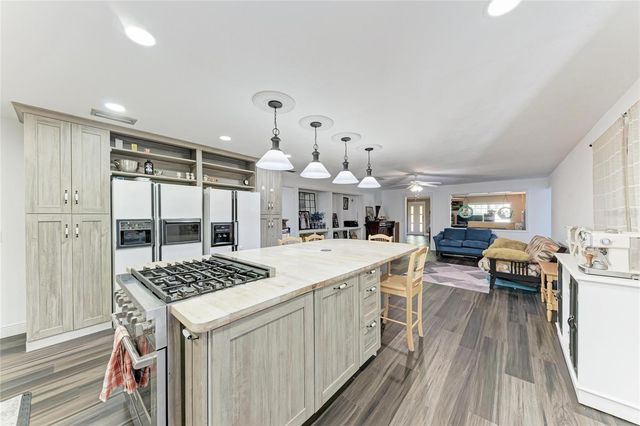 1499 17TH STREET W, Palmetto, FL 34221