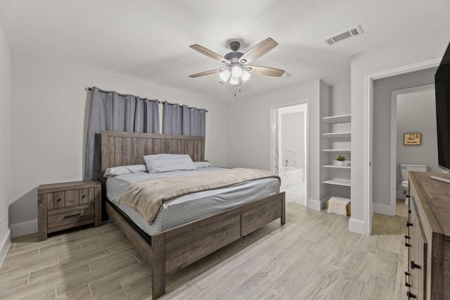 1207 N Lady Fern Lane, Houston, TX 77073