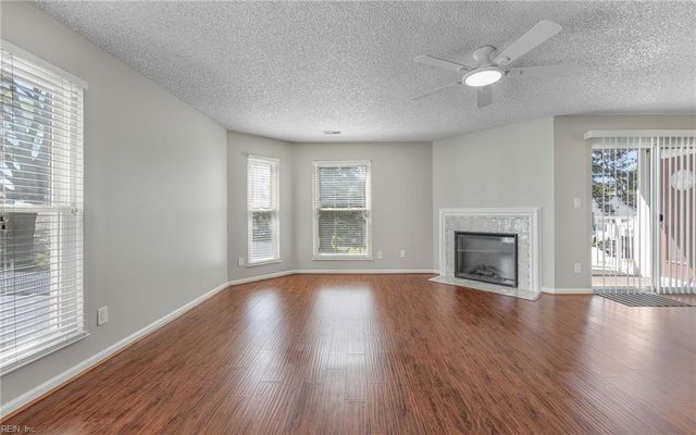 514 24th St Apt 205, Virginia Beach, VA 23451