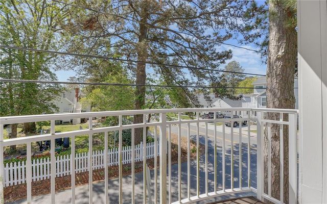 514 24th St Apt 205, Virginia Beach, VA 23451