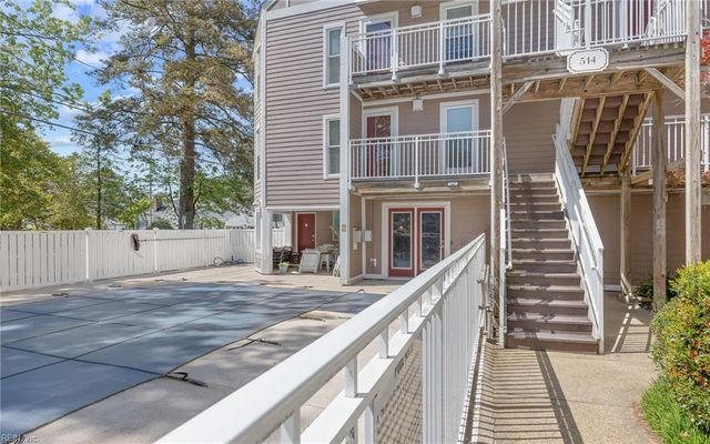 514 24th St Apt 205, Virginia Beach, VA 23451