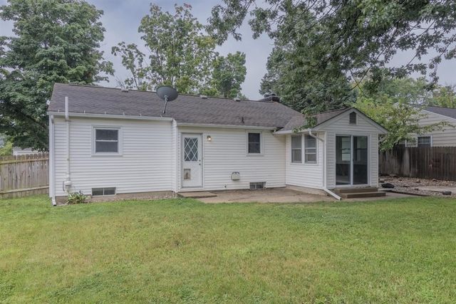 1833 Bloomfield Avenue, Kalamazoo, MI 49001