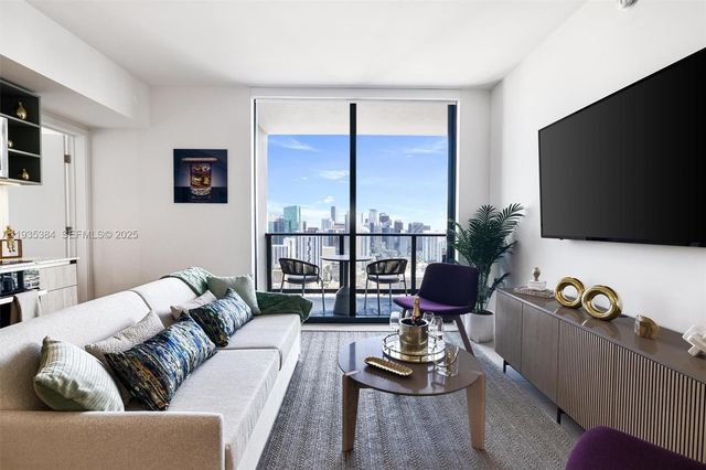 159 NE 6th St 4305, Miami, FL 33132