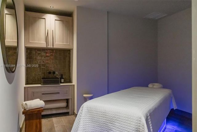 159 NE 6th St 4305, Miami, FL 33132