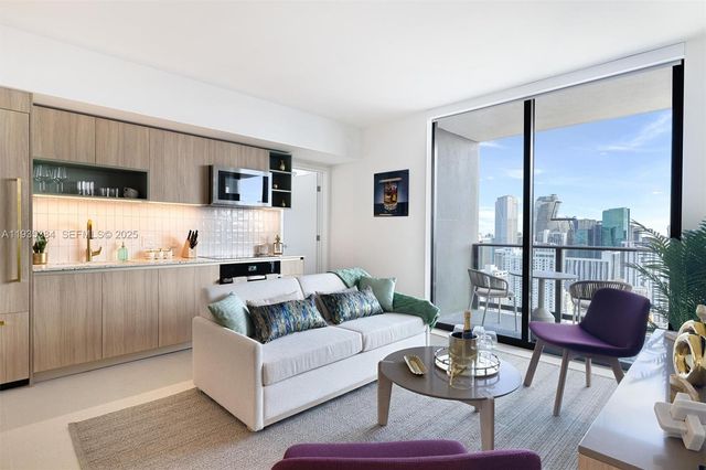 159 NE 6th St 4305, Miami, FL 33132