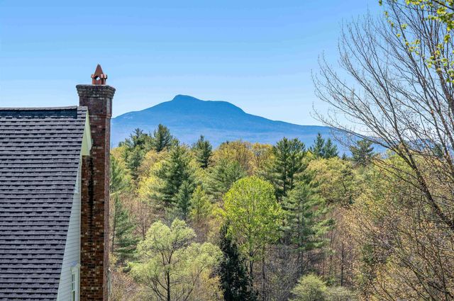 400 Loomis Highlands Road, Waterbury, VT 05677