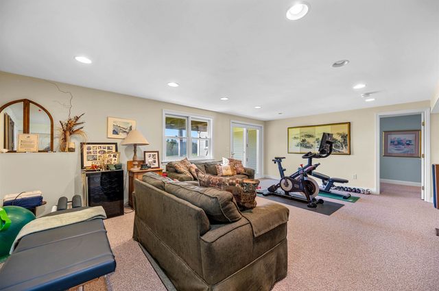 400 Loomis Highlands Road, Waterbury, VT 05677
