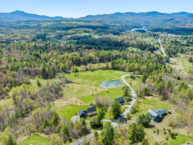 400 Loomis Highlands Road, Waterbury, VT 05677
