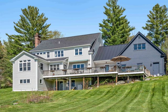 400 Loomis Highlands Road, Waterbury, VT 05677