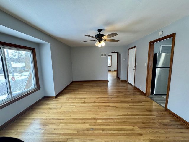 5601 37th AVENUE, Kenosha, WI 53144