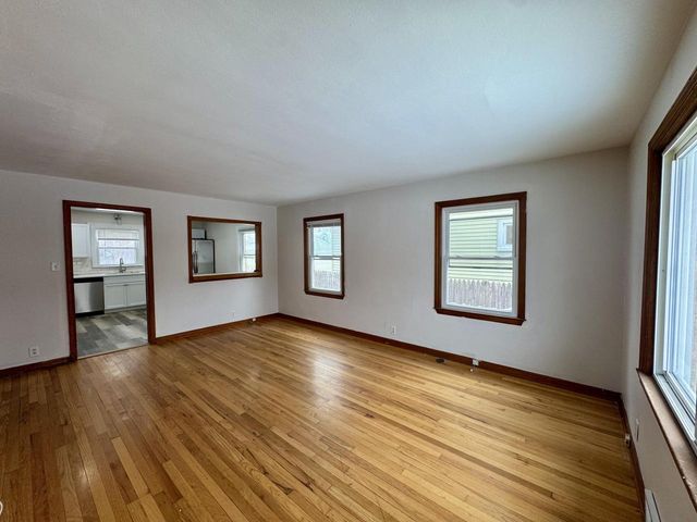 5601 37th AVENUE, Kenosha, WI 53144