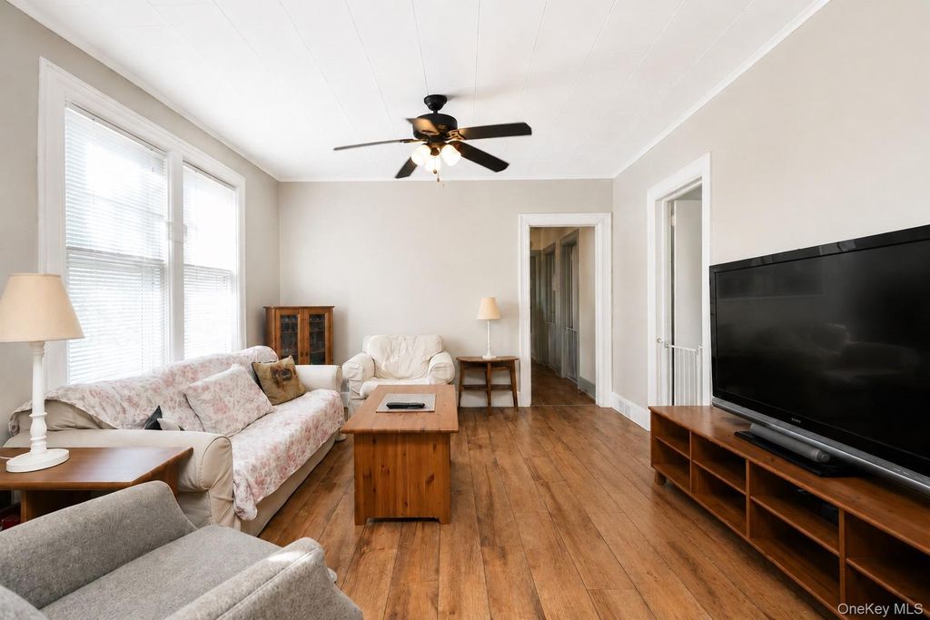 11 Osborn Avenue, Staten Island, NY 10308 — photo 4