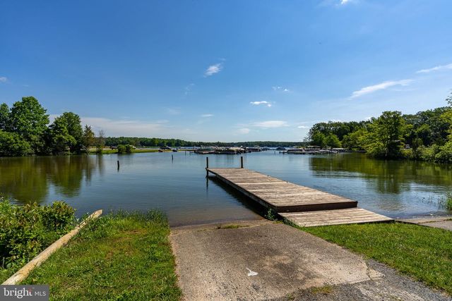 892 WINDWAY LN, Mineral, VA 23117